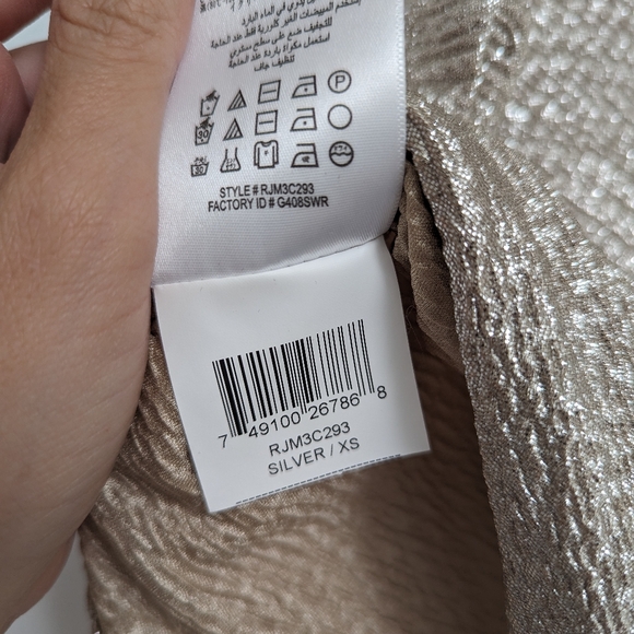 BCBGeneration Silver Mini Skirt - Picture 5 of 10